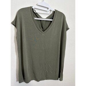 Torrid Olive Green Short Dolman Sleeve Cupro T Shirt Size Medium/Large (00)
